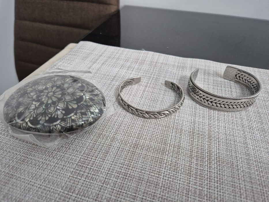 2 bratari inox stil thailandez executate manual si o catarama,