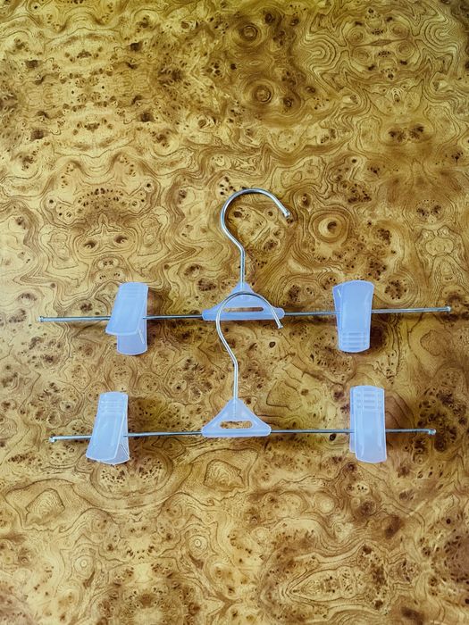 Вешалки детские