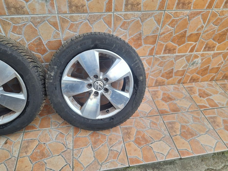 Jante aliaj PERTH originale  VW Golf 205/55R16 anvelope Michelin All S