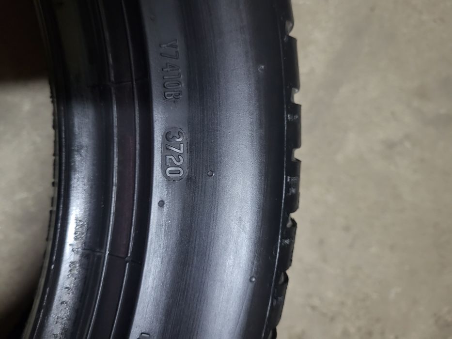2 anvelope 225 50 R 18 Pirelli vara