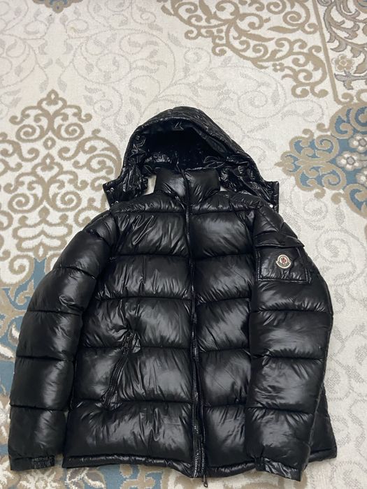 Пуховик Moncler сроч