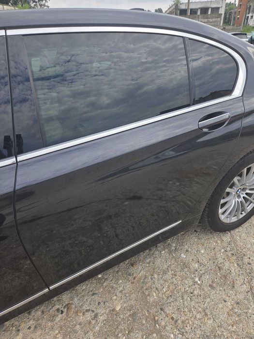 Usa spate stanga dreapta BMW seria 7 G12 long lung