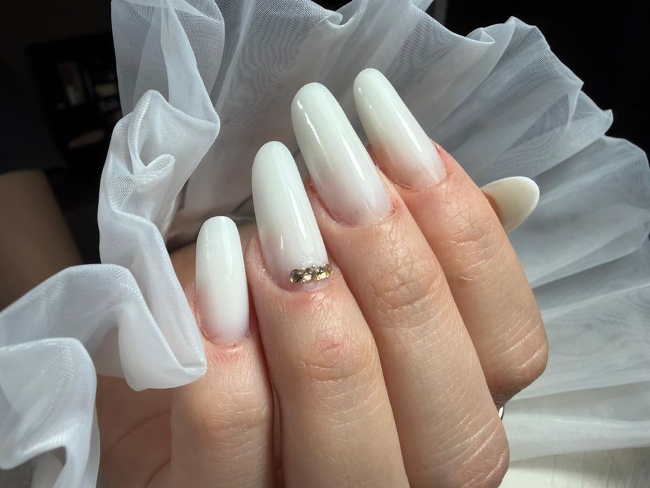 Unghiute semi, gel, constructie