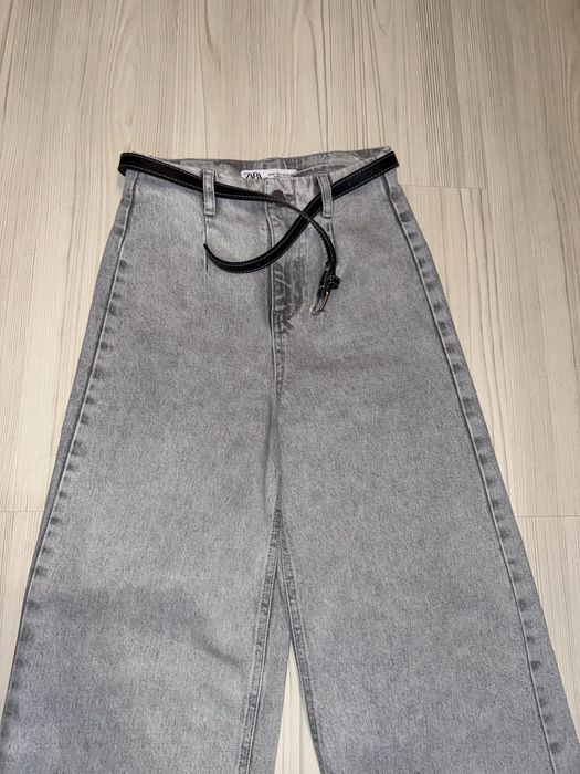 Сиви дънки зара.