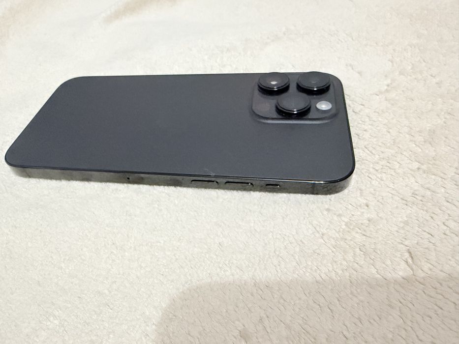Vând iPhone 14 Pro Max 256GB, Space Black, baterie 86%