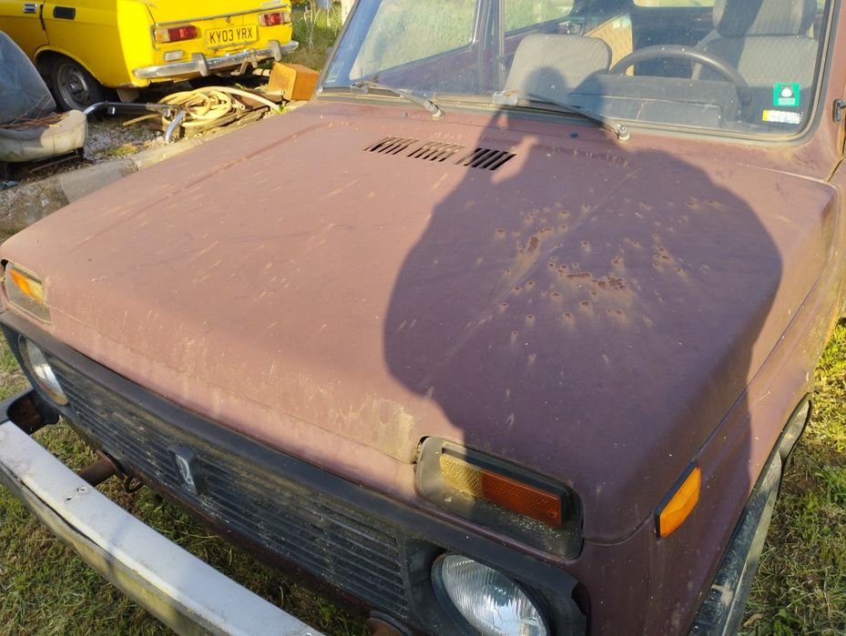 Лада Нива на части