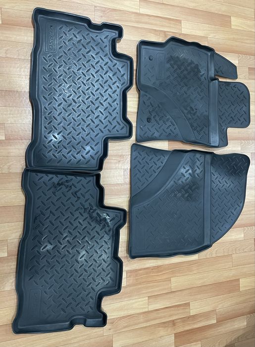 Полики Toyota VERSO