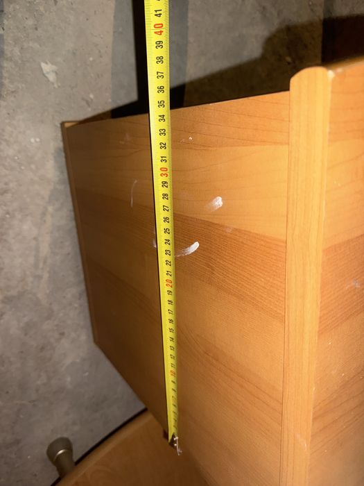 Нощно  шкафче  с надстройка.