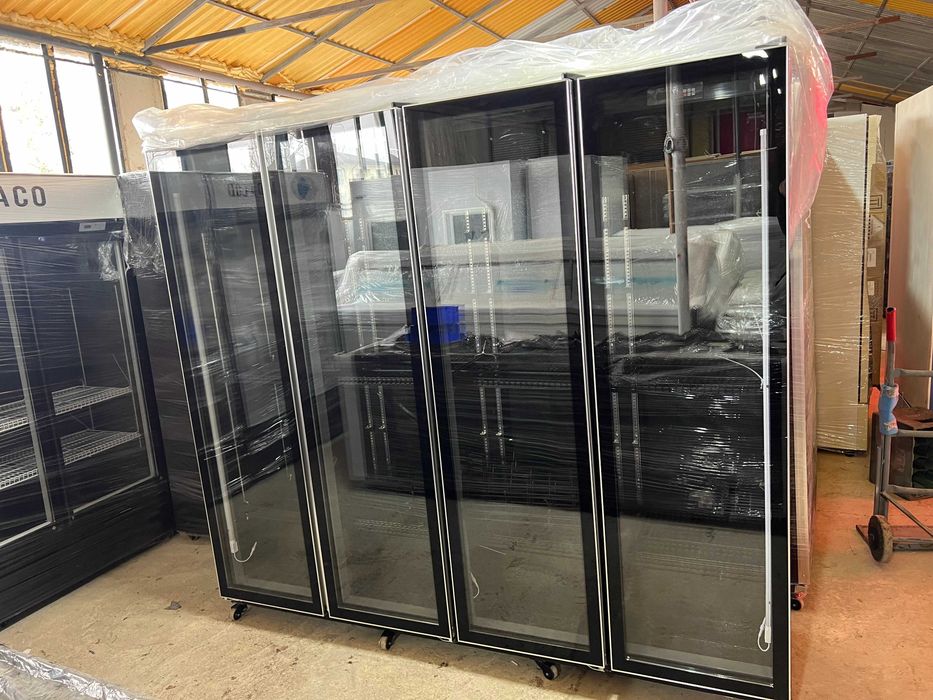 Vitrină verticală 4 uși R290 2–8°C 2000L LED