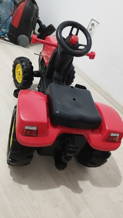 Tractor copii ,2,3 ani