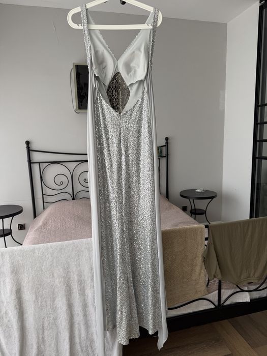 Вечерние платье