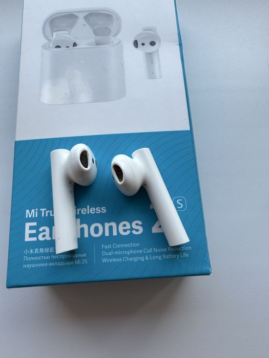 Продам наушники Xiaomi MI 2S