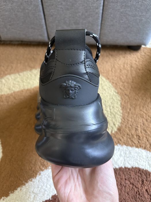 Versace Chain Reaction