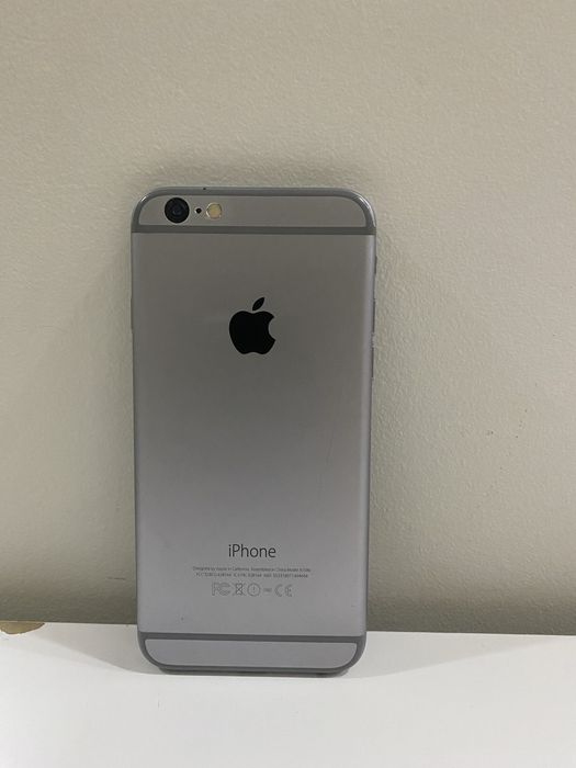 Продам iPhone 6 срочно