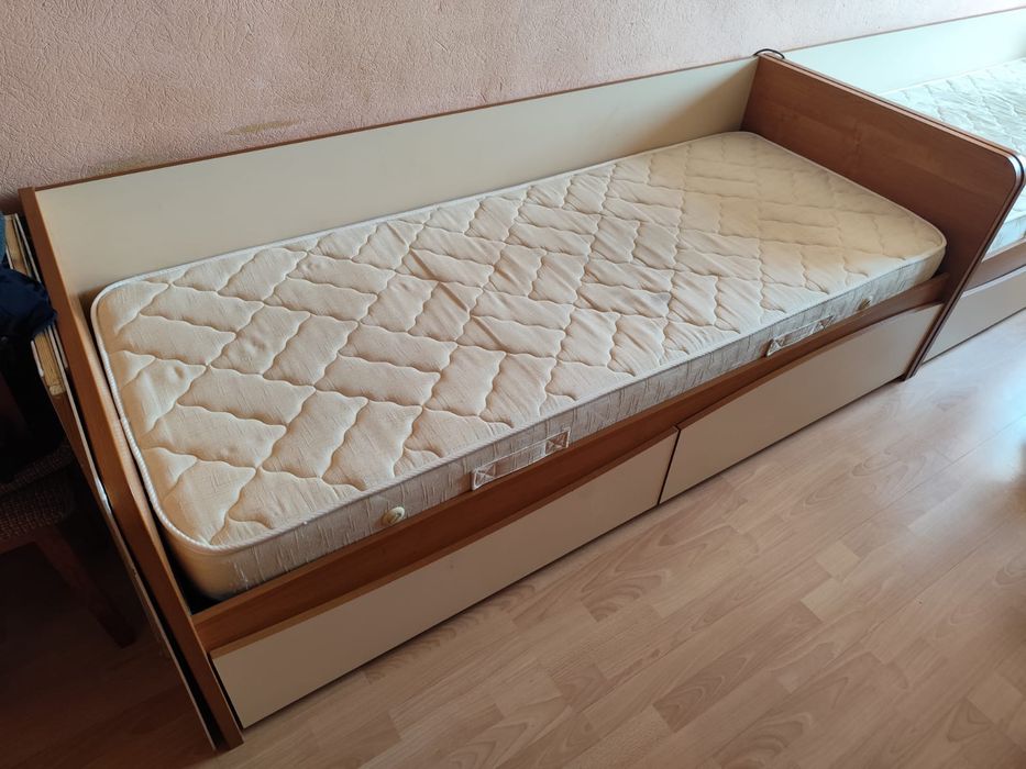 Продаются кровати с ящиками