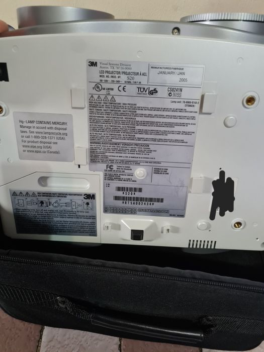 Videoproiector color