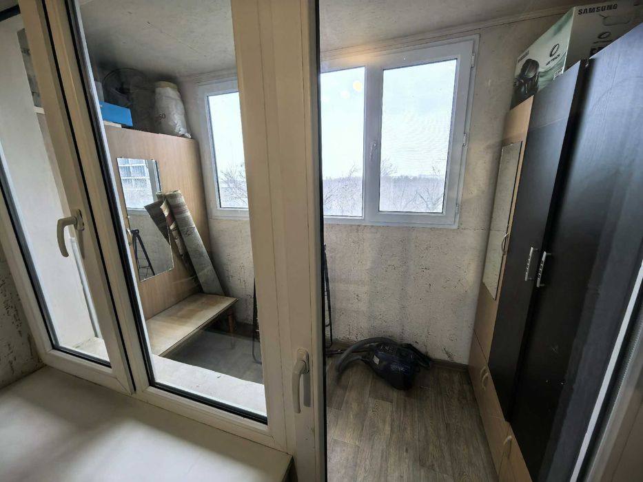 Продается 2 комнатная квартира в  третьем микрорайоне