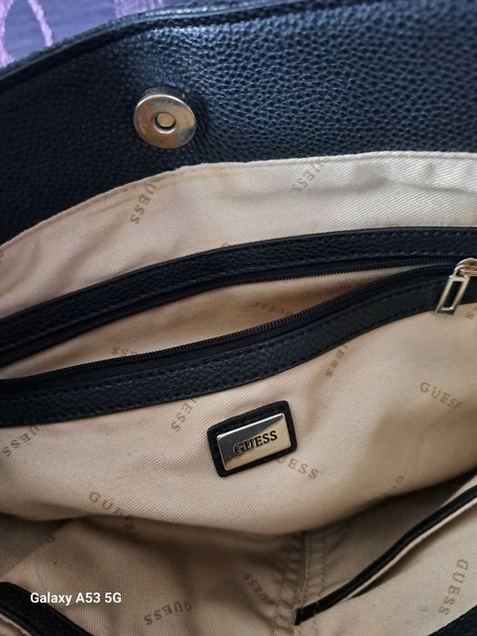 Дамска чанта - Guess