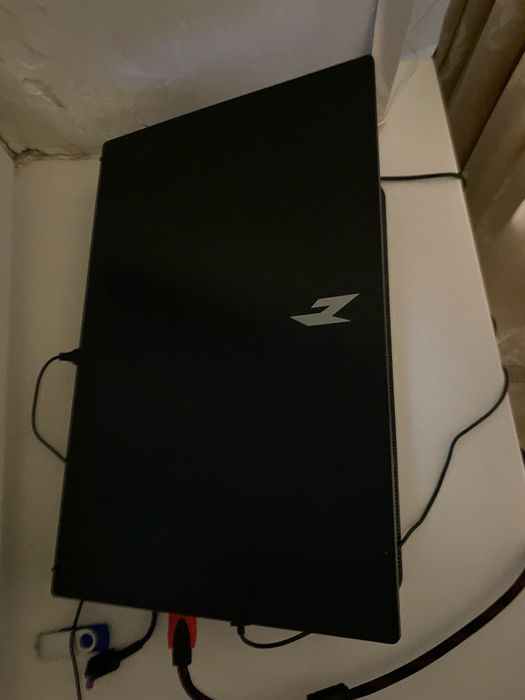 Продам хороши нутбук