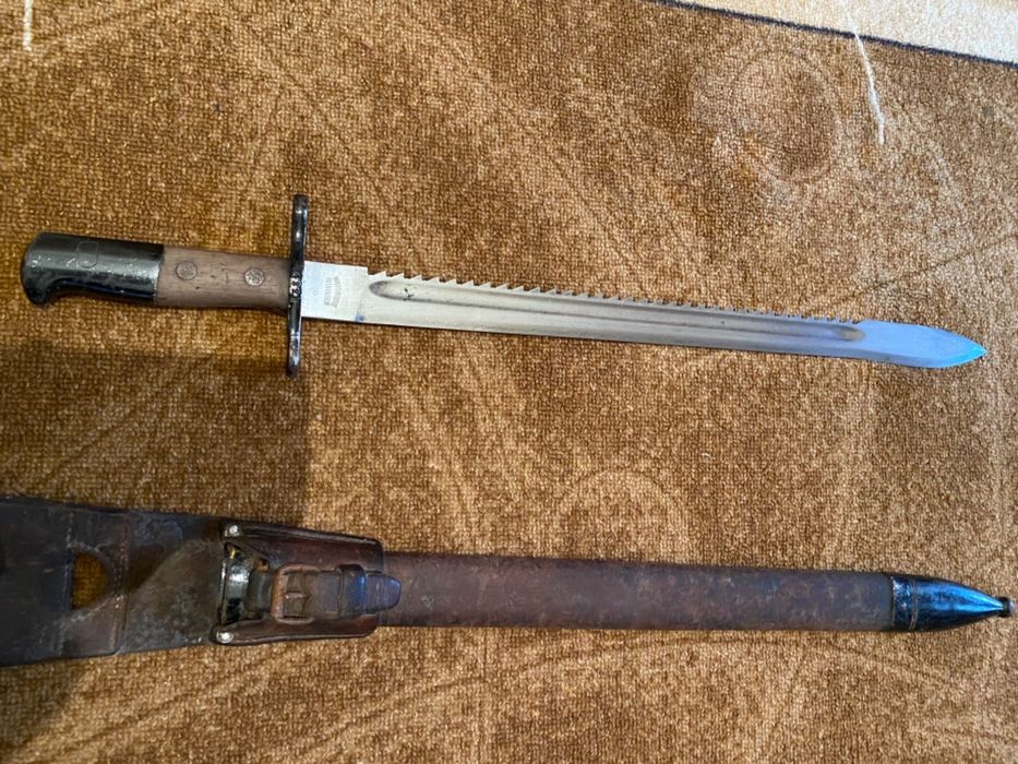 военен байонет WaffenfabrikNeuhausen