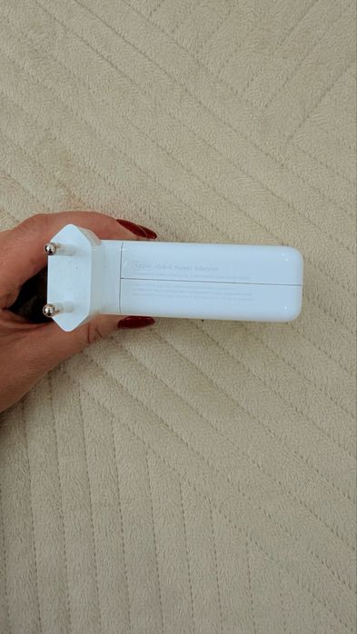 Оригинальный адаптер Apple USB-C 140W