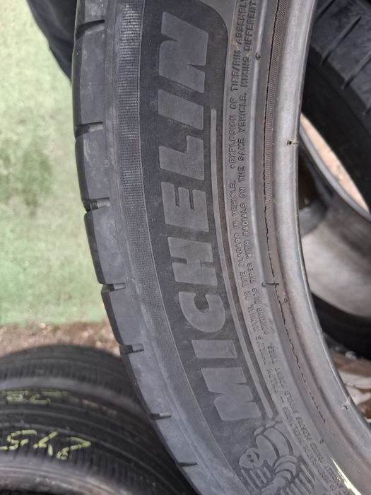 285 40 20 Michelin 2бр летни дот 2020г