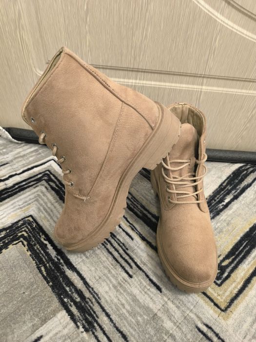 Дамски боти велур