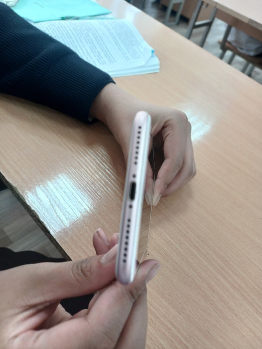 Обменяю iphone 7+ 128гб