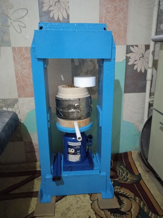 Maslo press 50Tonnalik