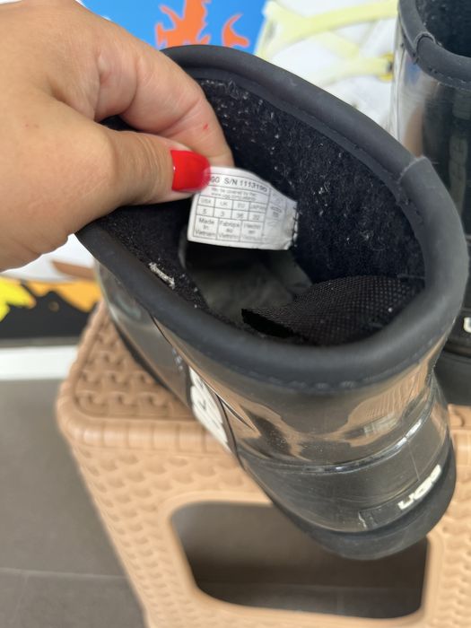 Гумени боти UGG номер 36