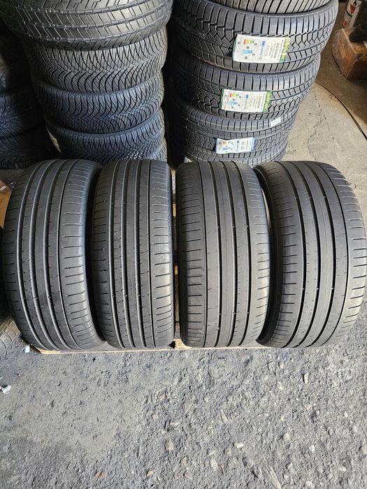 4 anvelope vara 2x255 35 19 si 2x225 40 19 Pirelli Runflat.