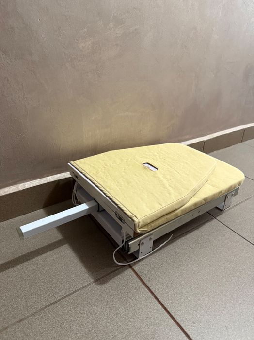 Дъска за гладене с изтеглящ механизъм