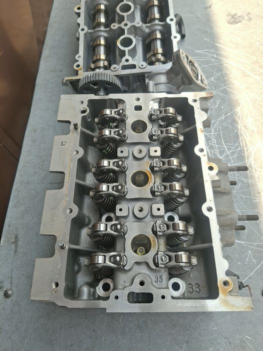 Chiuloasa motor Vw Audi Skoda Seat 1.0 Tsi 2016>>(completa cu axe came)