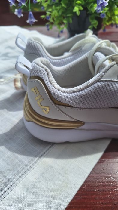 Adidași Fila in stare foarte bună