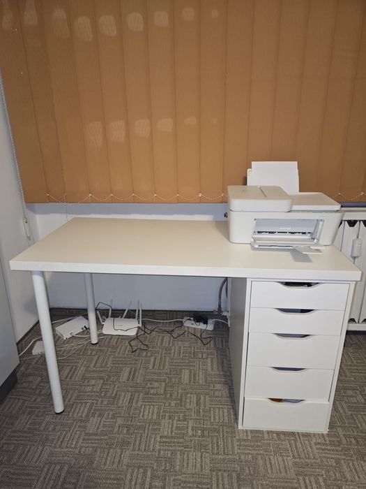 Birou Ikea si scaun Jysk