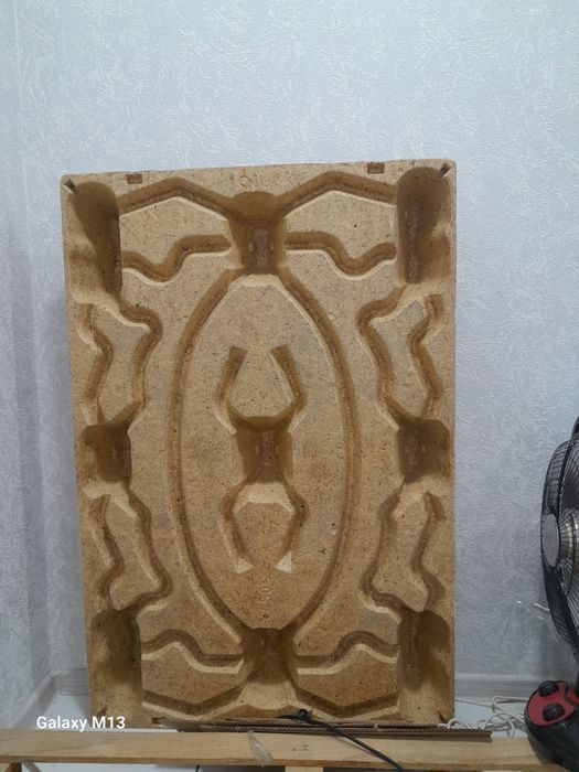 Поддоны в хорошем состоянии ,б/у . .