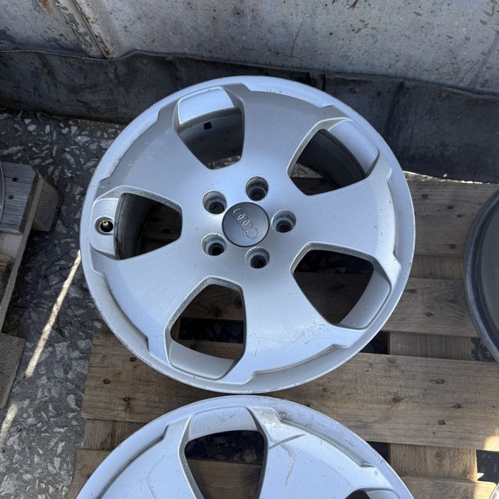 Алуминиеви джанти Ауди Audi A3 8P VW Skoda Seat 7,5 J R17 ET 56 8P0601025C ном 707