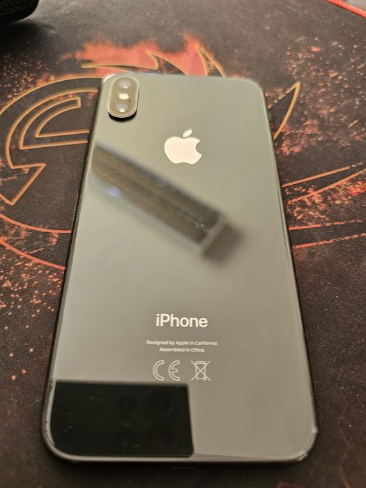 iPhone Xs Space Gray