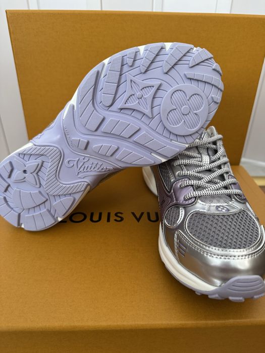 Обувки Louis Vuitton