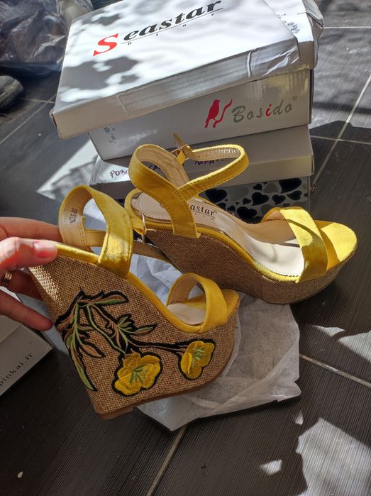 Сандали на платформа - НОВИ