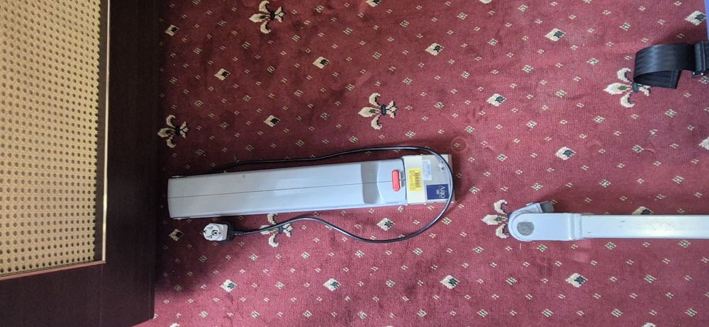 Elevator electric/ macara