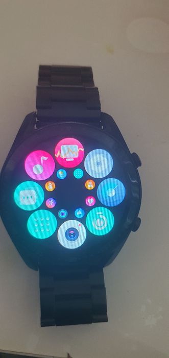 Продавам  часовник