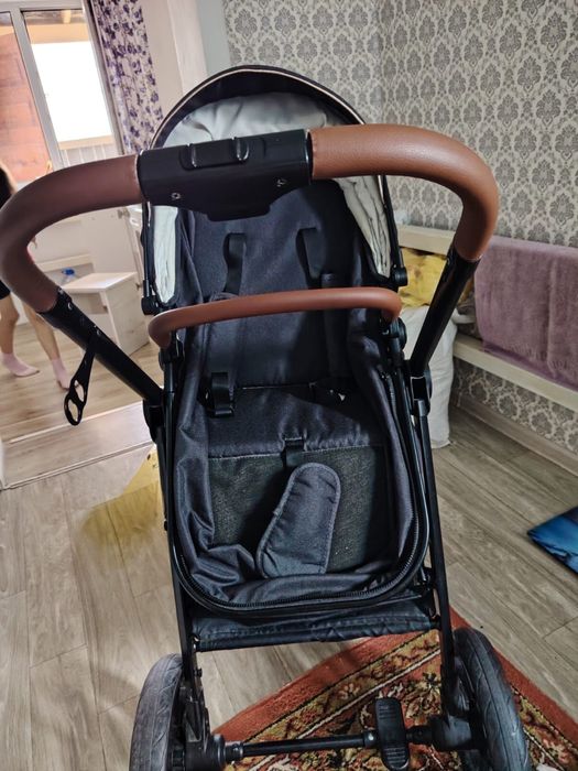 Коляска в хорошем состоянии