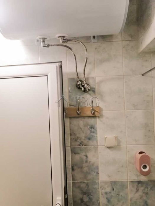 Продава се Офис в Русе, Център - 55 кв.м за 1019 €/кв.м - Снимка #5