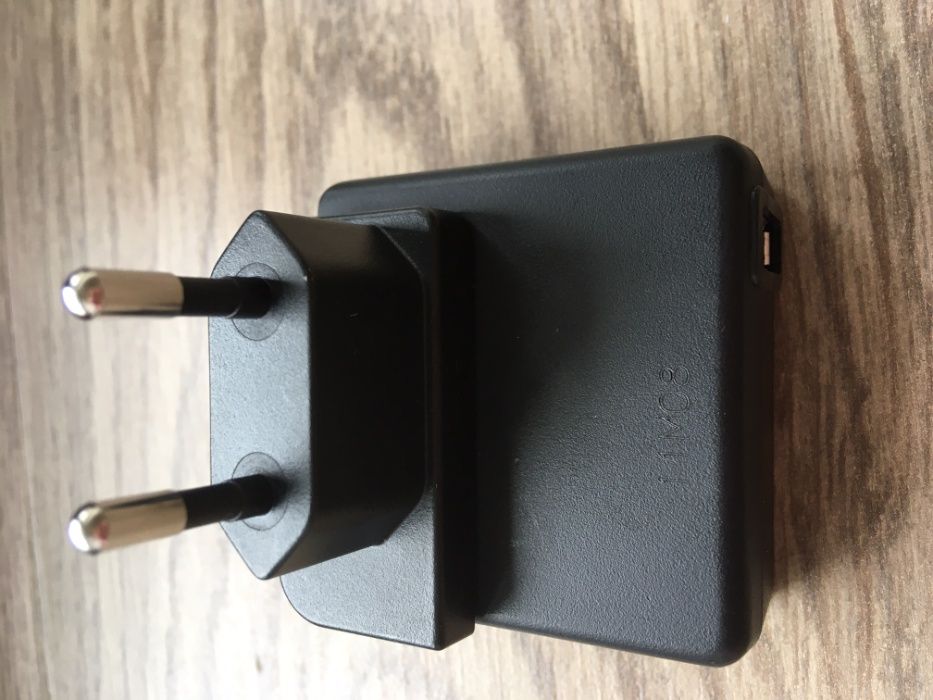 Incarcator original Nikon EH-69P