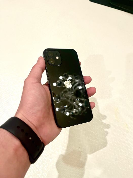 Iphone 12 (Идеальное состояние)