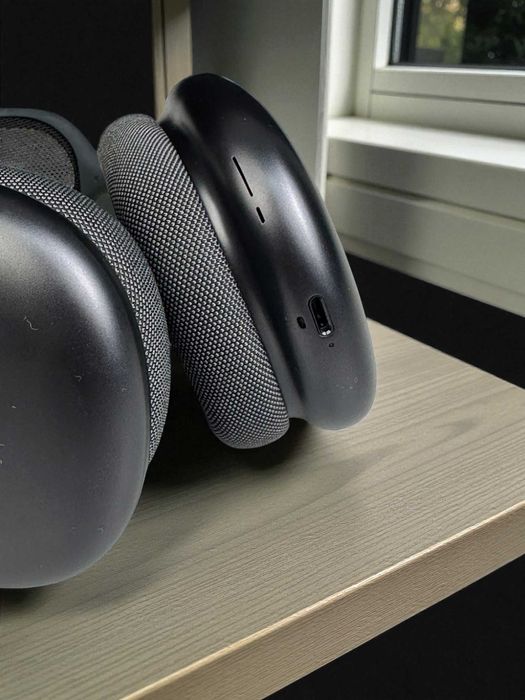 Apple AirPods Max simsiz quloqchinlari