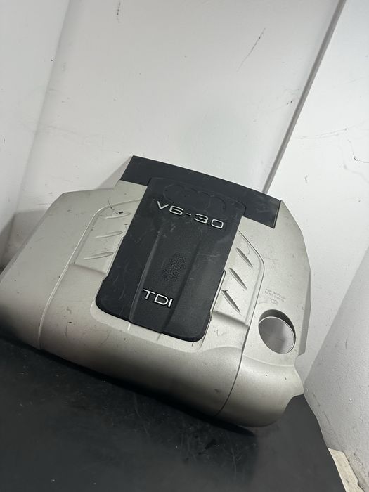 Capac motor Audi Q7 4L 3.0 TDI V6 4L0103925