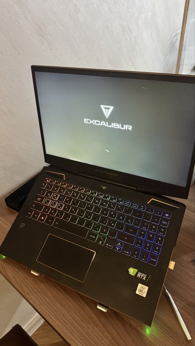 Ноутбук игровой Casper Excalibur g900