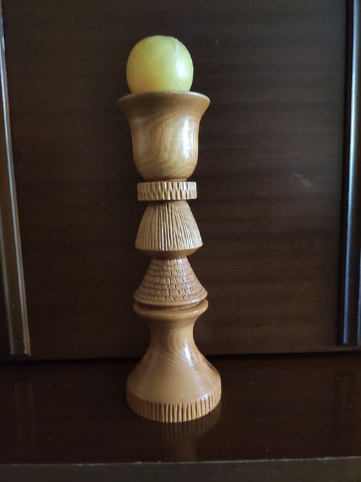 Дърворезба ваза и свещник